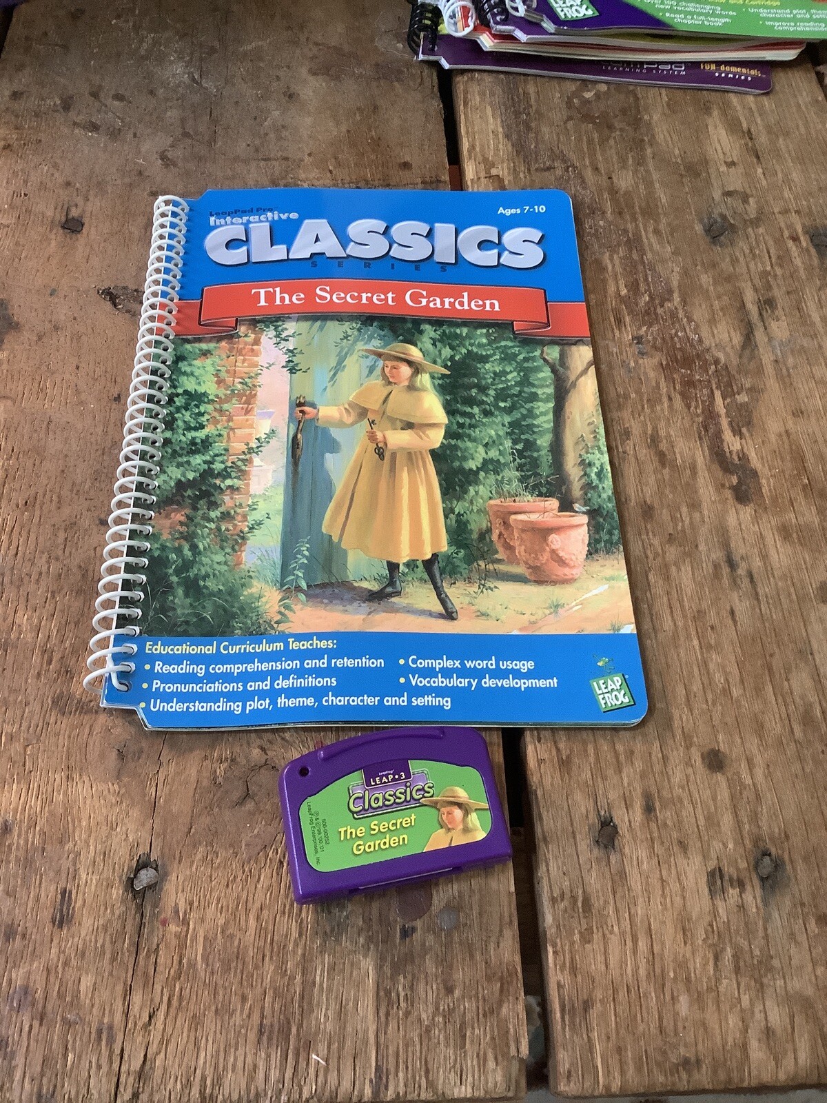 Leap Pad Quantum Pad Learning System (5) Cartridges With Books Case eBay