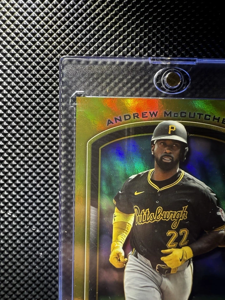 Andrew McCutchen 2025 Topps #41 COLECCIÓN INSIGNIA Lámina de Oro/50 Piratas Foto 3 de 4