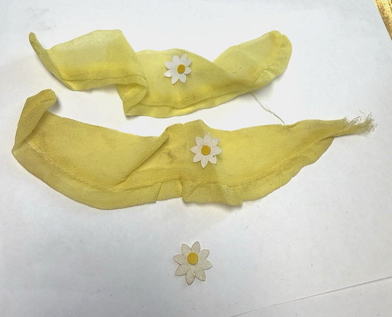 RARE Vintage Barbie Francie Doll Mattel #1291 Check This yellow scarf daisies