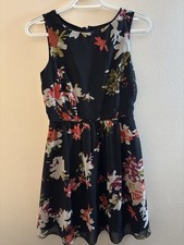 Loft Size 00 Lined Sleeveless Black Floral Dress Zip Closure