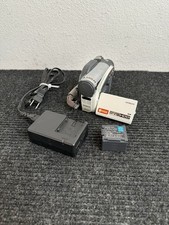 Hitachi WOOO Hybrid Cam DVD HDD Handheld Video Camera 