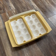 Tupperware 723-2 Deviled Egg Keeper Carrier with 665-5 and 665-6 Trays 722-1 Lid