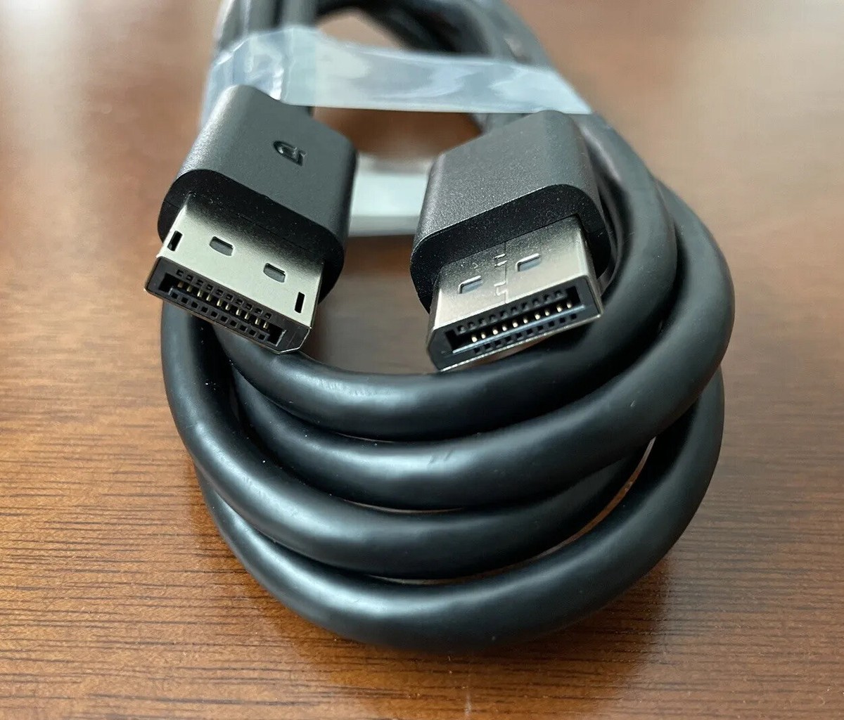 DELL ブラックモニター HDMI DisplayPort Amazon.com: Dell Adapter - DisplayPort to HDMI 2.0 (4K