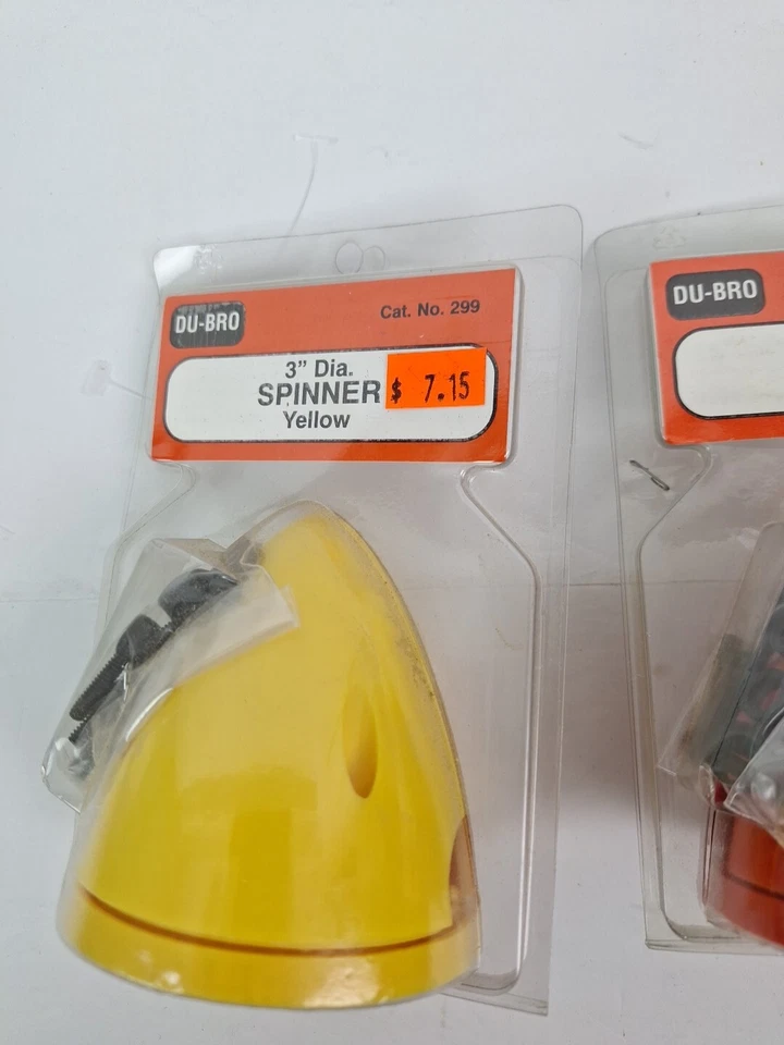 2 DUBRO 3" Spinners #298 Red & #299 Yellow, New in package - Image 2 of 4