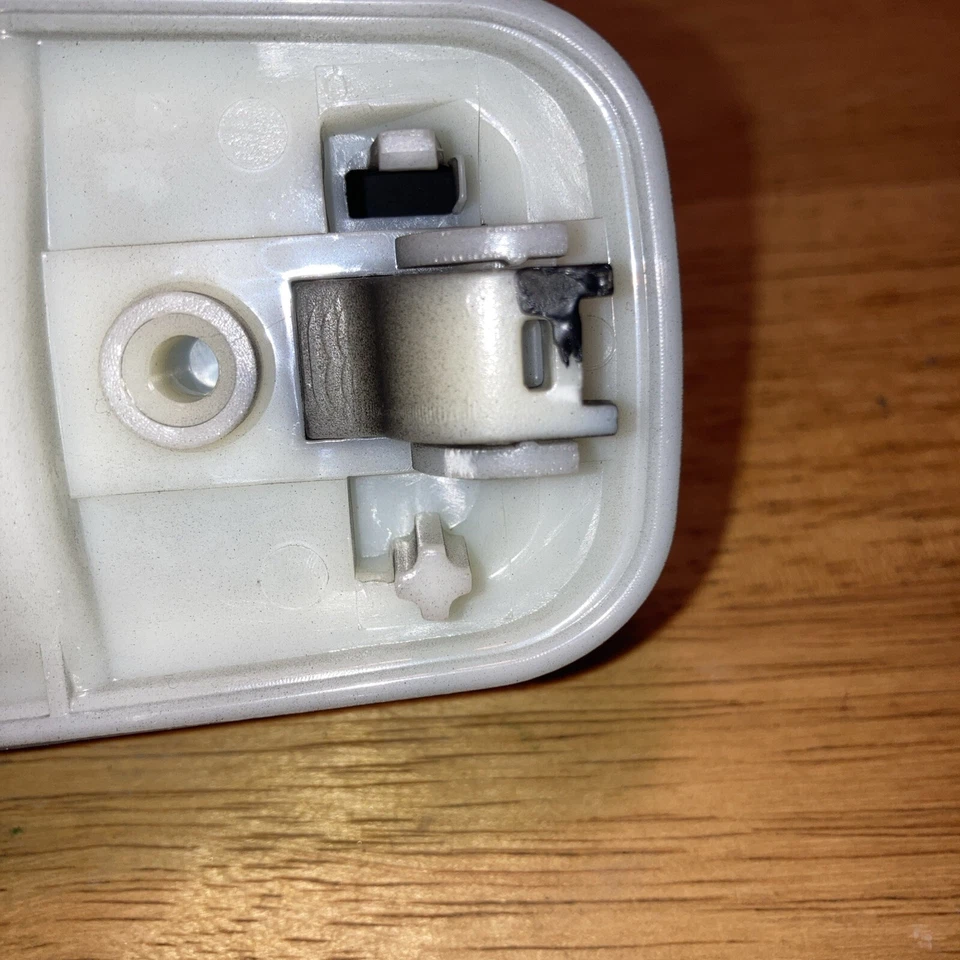 Manija de puerta exterior delantera derecha Dodge Ram 1500 2009-2021 55112384AE Foto 4 de 4