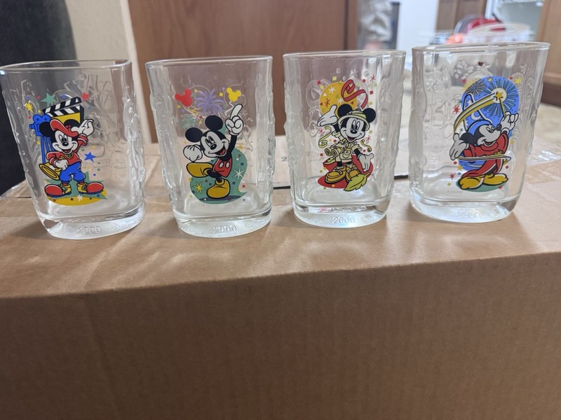 Disney Mickey Mouse 2000 Glass Tumbler Set - Disney Franchise Character Glasses