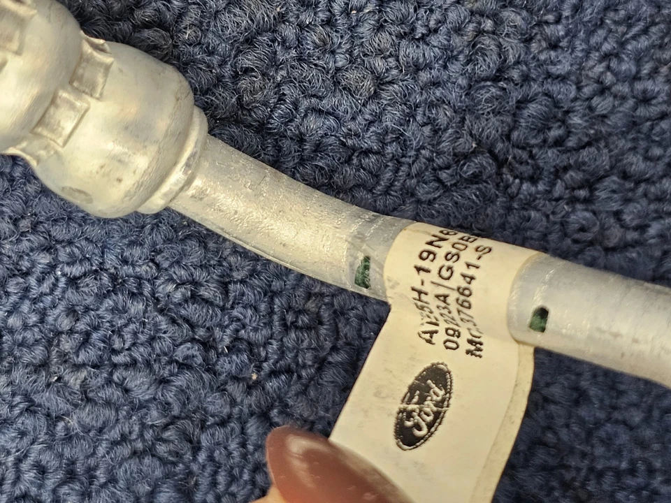 Tubo de manguera de alta presión Ford AE5H19N651 para Ford Fusion 2009 3,0 L V6 CA Foto 3 de 4