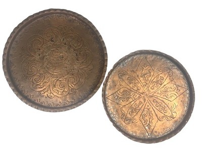 Vtg Pair of Arab Hand Made Hammered Copper Serving Trays Rustic Kitchen Ware