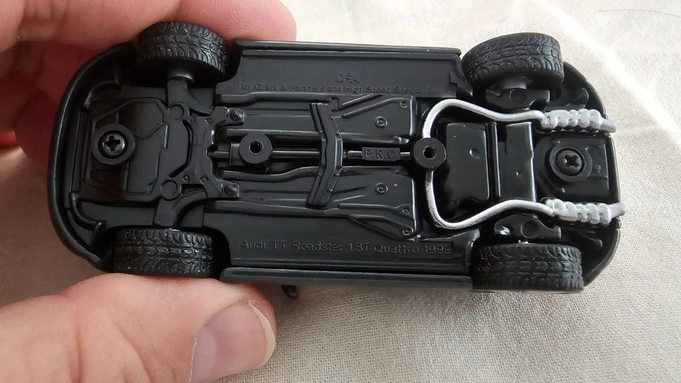 Audi TT Roadster 1.8T Quattro 1999 1/43 - Immagine 2 di 2