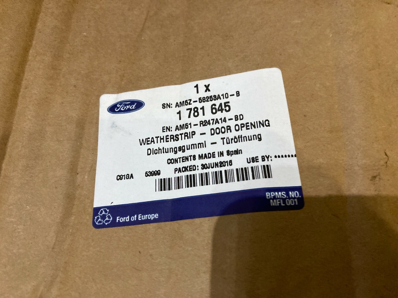 Ford C-max Mk2 RH Rear Door Weatherstrip Seal Genuine OEM 1781645 