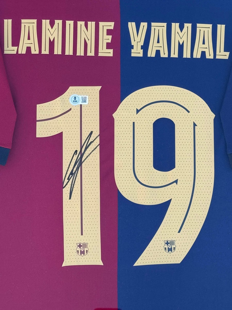 Lamine Yamal Autographed Barcelona Home Kit Framed Jersey Lamine Yamal Autographed Barcelona Home Kit Framed Jersey