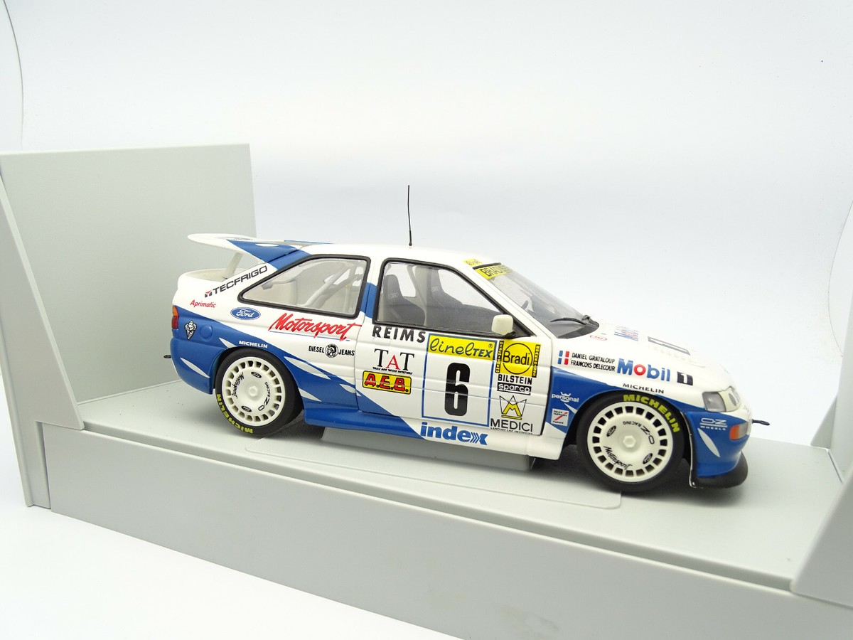 61　フォード　1994　Escort RS Cosworth ミニチャンプス 1992_ford_escort_rs_cosworth_1