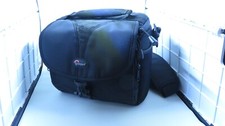 Lowepro rezo 160 aw camera bag
