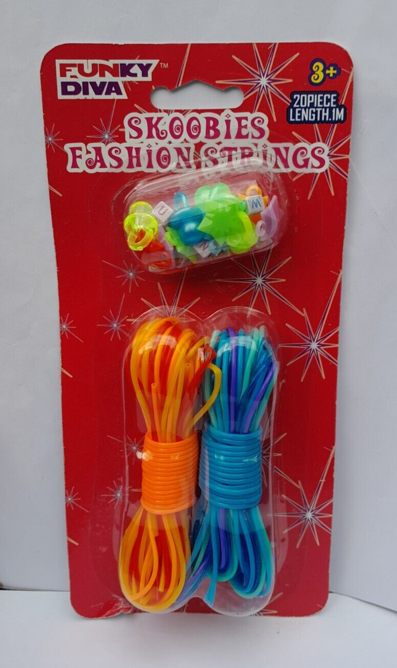 SCOUBIDOU 20-PACK FASHION STRINGS WITH CHARMS SCOUBIE SCOOBIES SKOOBIES NEW! #5