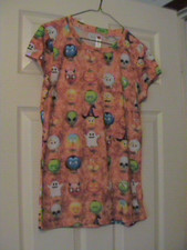 NWOT TEEN ORANGE HALLOWEEN T-SHIRT WITH EMOJI SCARY CHARACTERS