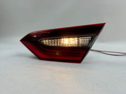 2018-2022 TOYOTA CAMRY TAIL LIGHT ASSEMBLY OEM RH PASSENGER SIDE INNER TAIL LAMP - Picture 3 of 8