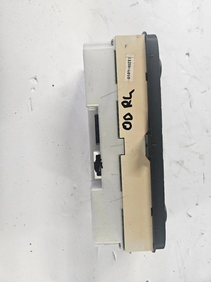 99-03 ACURA RL CALENTADOR AUTOMÁTICO Y UNIDAD DE CONTROL DE AIRE ACONDICIONADO EN TABLERO USADO PIEZA ORIGINAL Foto 3 de 4