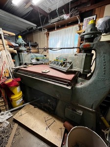 Herman Schwabe 20 ton double headed clicker press