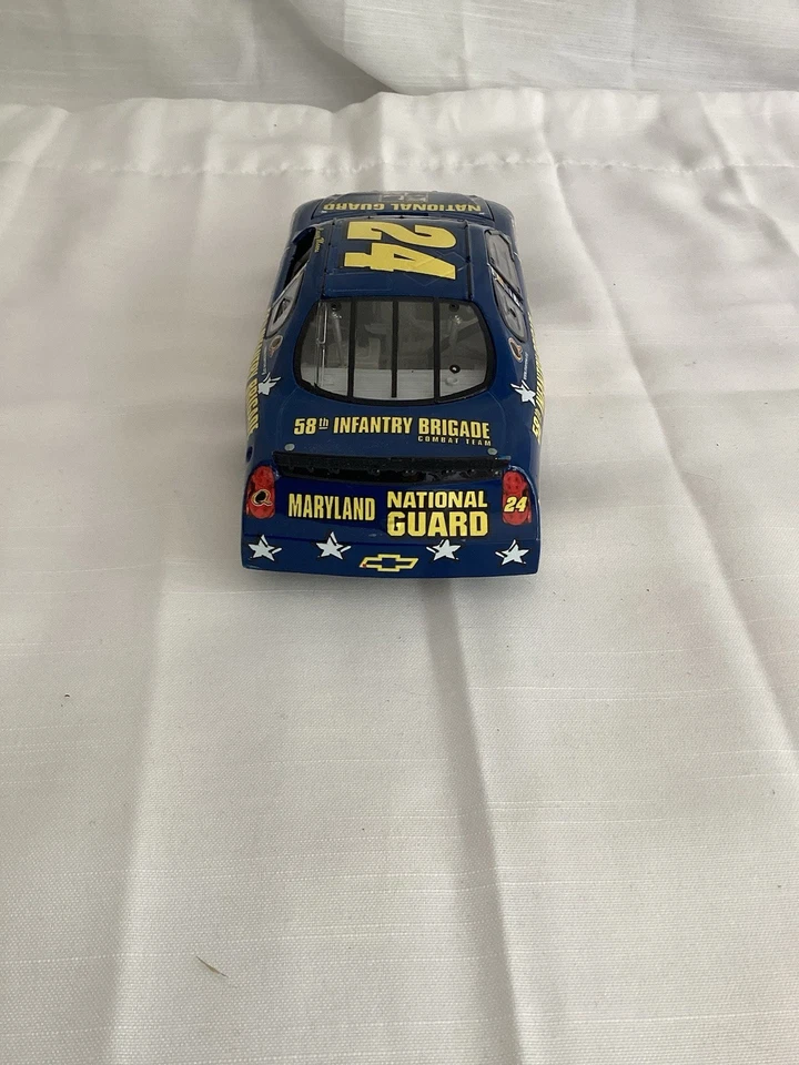 2007 #25 Casey Mears National Guard Chevrolet Monte Carlo 1:24 Diecast Model - Image 3 of 4