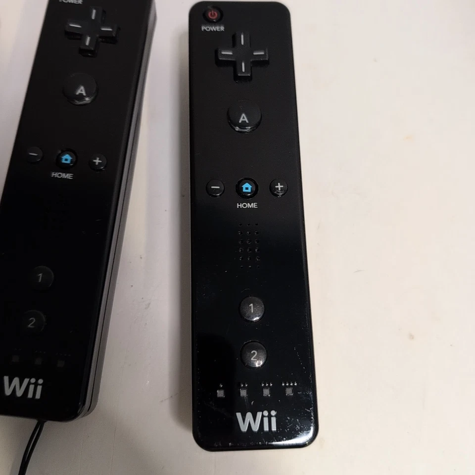 3x Official Genuine Nintendo Wii Wireless Remote Motion Controller -Black Rvl003 - Image 4 of 4