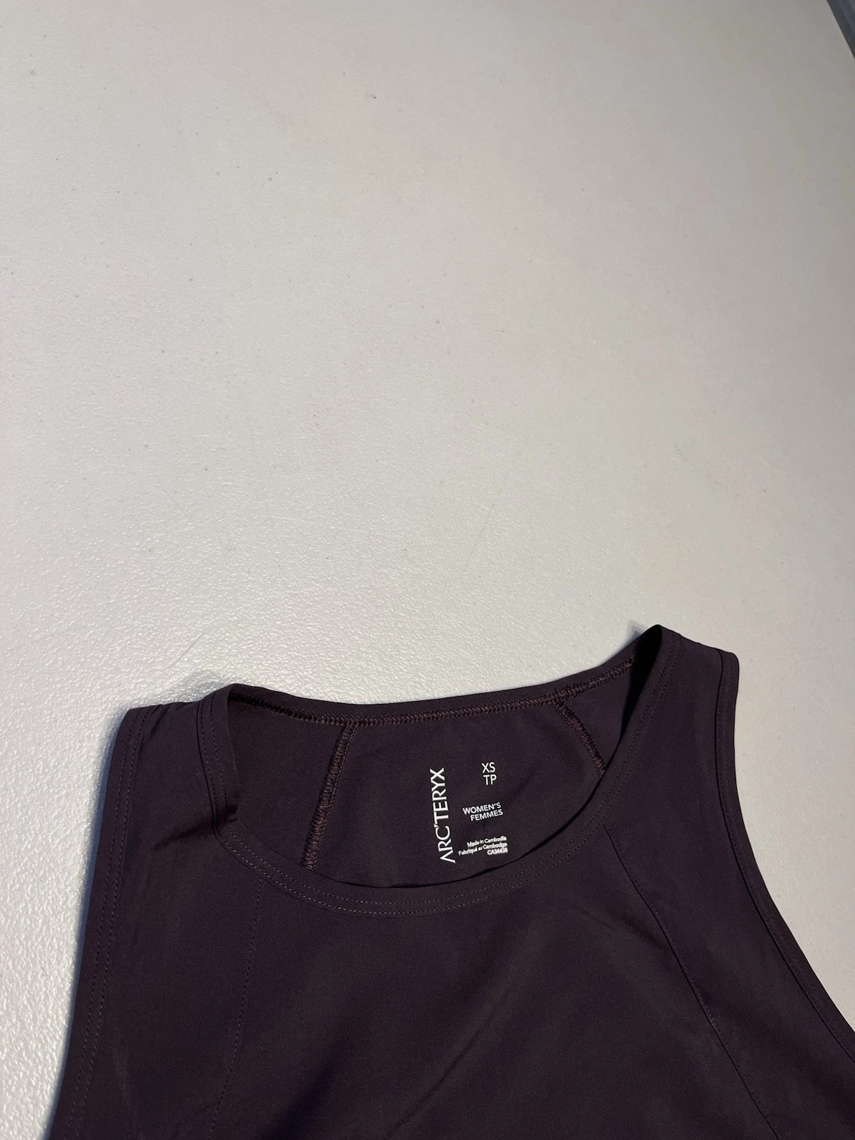 arcteryx contenta sleeveless gym hiking poly tank-top