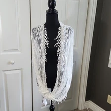 Avenue 9 Womens Infinity Scarf White Mesh Lace Fringe Fairycore Girlhood Elegant