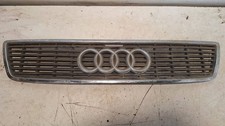 Calandre Audi S8