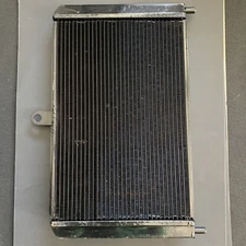 60520952 Alfa Romeo Spider 1989-94 - Radiator (AHE) 