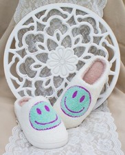Women's New Turquoise and Purple Plush Comfortable Smiley Face Slippers Sz 6