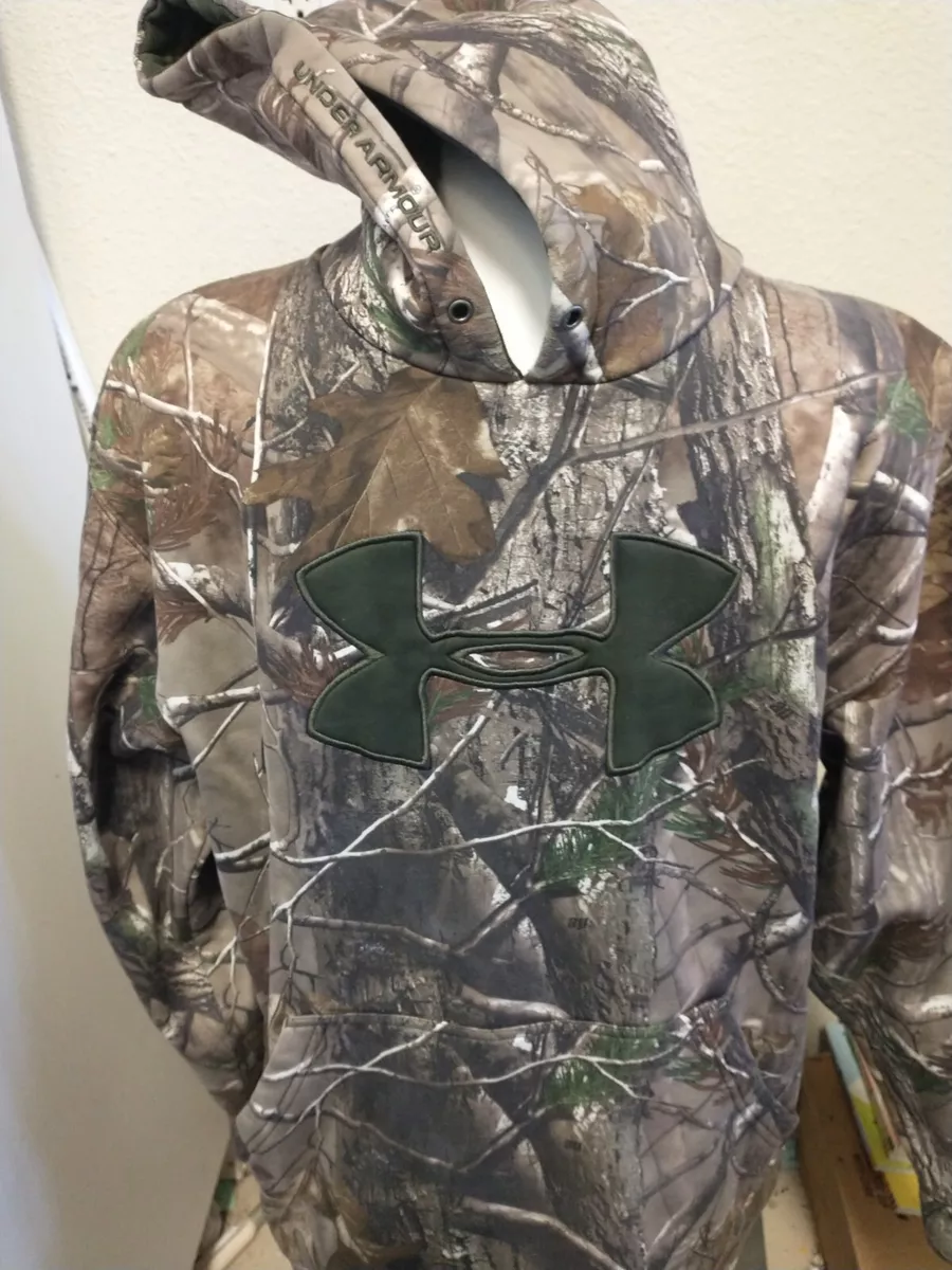 Under Armour Hunting Camo Hoodie Mens M Woods Realtree AP Pullover Fleece  Logo