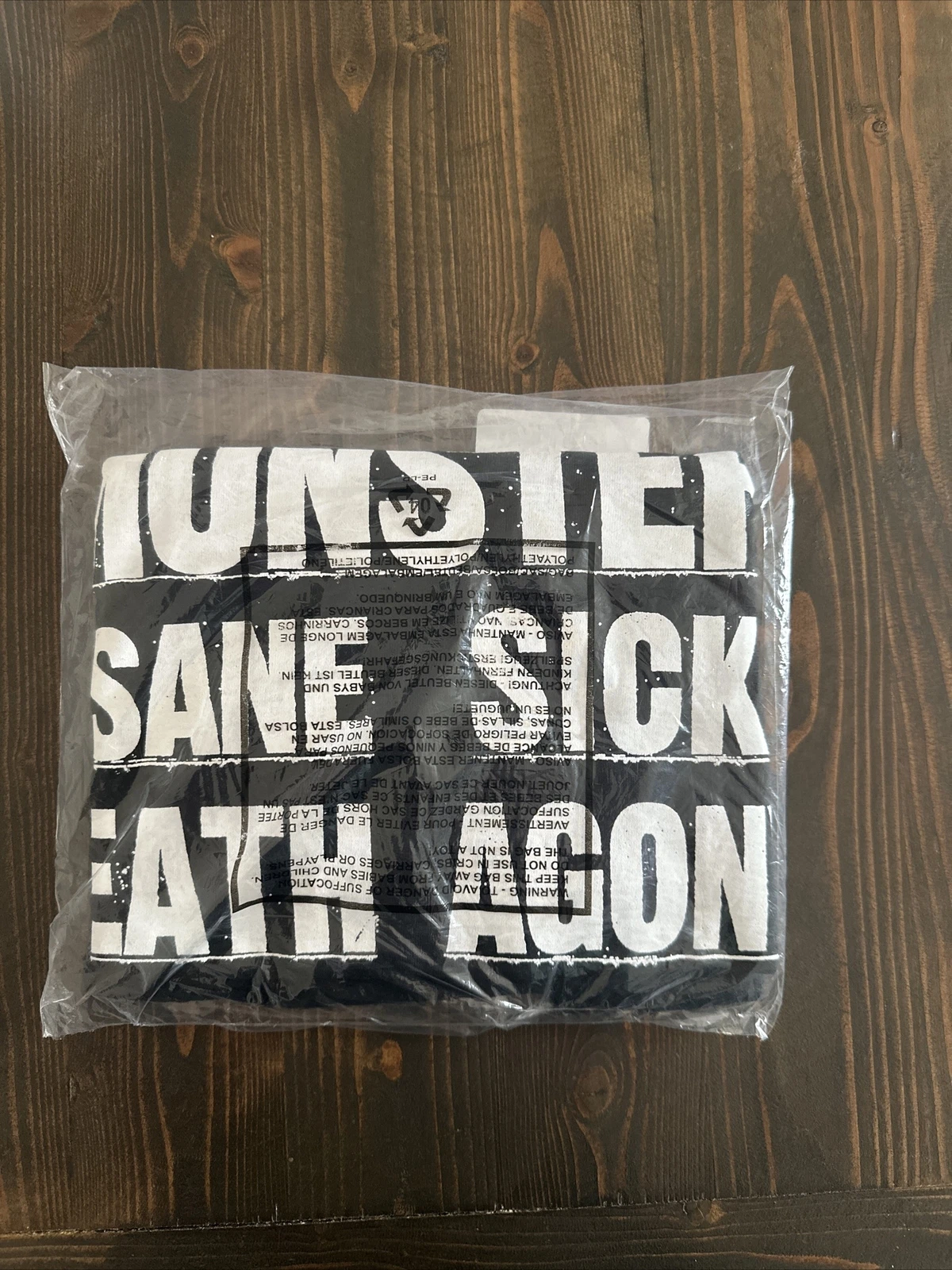 T shirt Supreme Monster FW21 noir taille X Large NEUF scellé 100% authentique