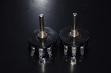 Two (2) NOS Colvern vintage wire wound potentiometers 100 Ohm 5W CLR.5001/22