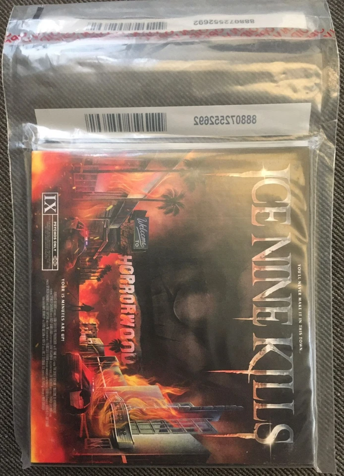 ICE NINE KILLS - WELCOME TO HORRORWOOD: UNDER FIRE (2-DISC DELUXE EDITION), OVP - Bild 3 von 3