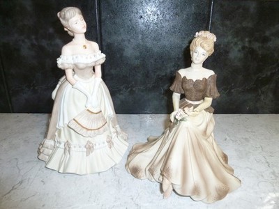 COALPORT SOCIETY DEBUT + SPECIAL CELEBRATIONS AGE OF ELEGANCE X2 FIGUREN IN SEHR GUTEM ZUSTAND