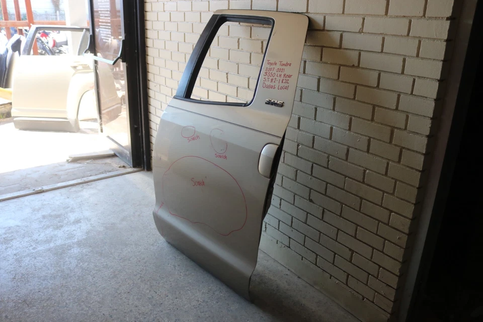 2007 2021 TOYOTA TUNDRA LEFT SIDE REAR DOOR OEM Foto 3 de 4