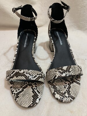 Amazon Essentials Women's Two Strap Heeled Sandal Snake Print US SIZE 9.5