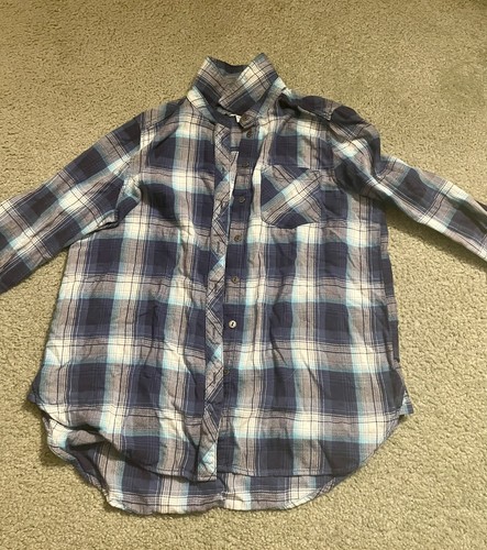 white plaid flannel shirt button 