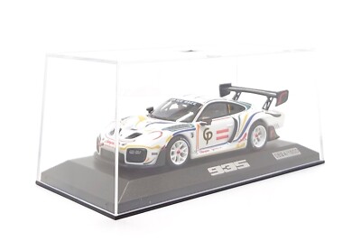 【MINICHAMPS】限定1500台 Porsche 935 #69 Minichamps 1:43 Porsche 935/19 (based on 911 GT2 RS) #68
