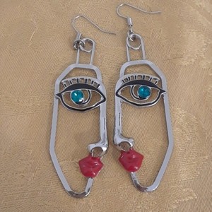 face earrings h&m