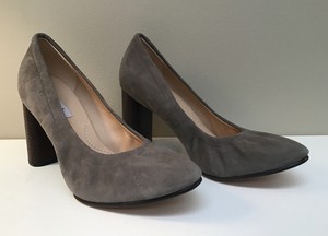 clarks grey heels