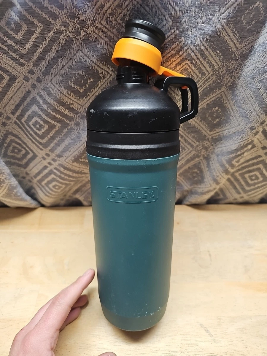 Stanley Adventure Cold Drink Bottle 32 Oz Green (AA7)