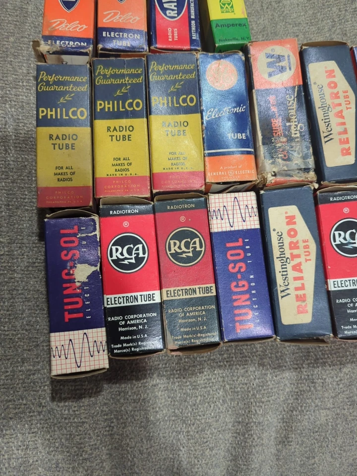 Lote de 17 tubos de electrones Westinghouse, Tunf-sol, Raytheon, Philco sin probar Foto 3 de 4