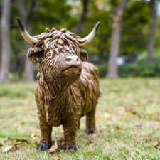 Highland Cow Figurine Garden Statue Art Crafts Collection Desktop Ornament for