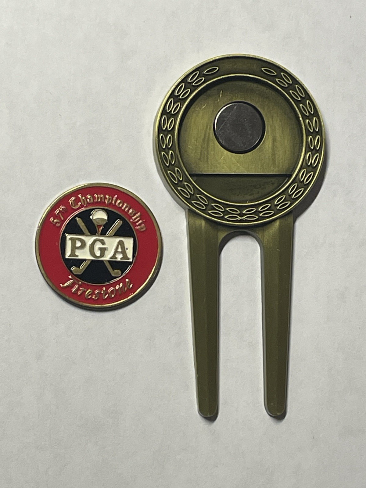 Rare 1975 PGA Championship Divot Tool & 1" Coin Golf Marker - Jack Nicklaus Wins