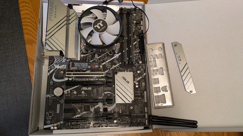 ASUS Prime Z790-P WiFi Combo Intel i5 12600k Win11 1TB SSD m.2 Fan and More - Afbeelding 2 van 9