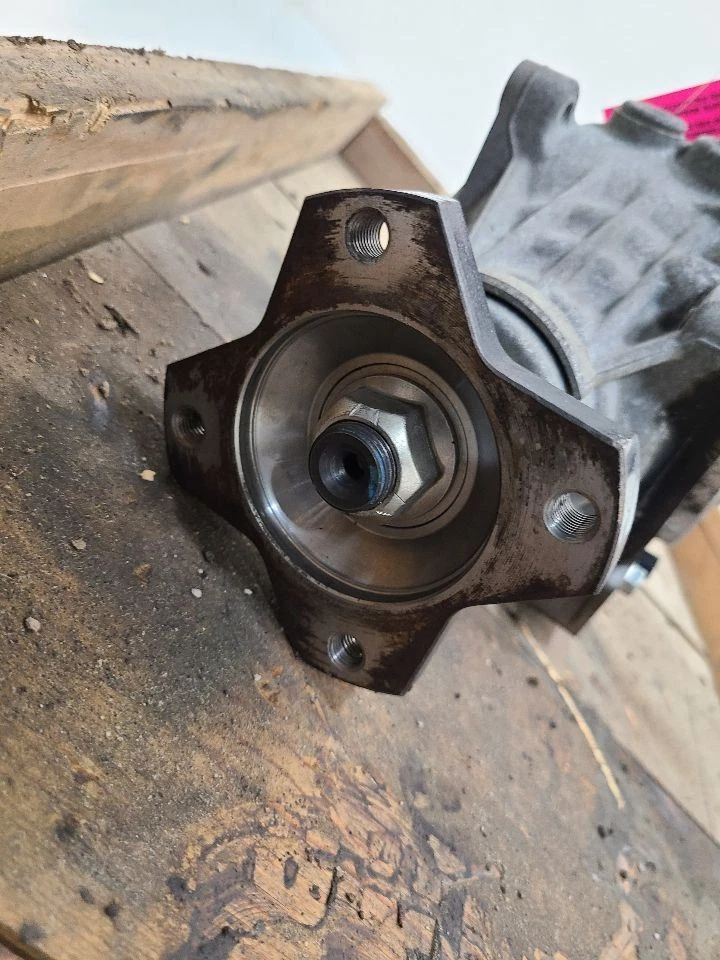 Estuche de transferencia Nissan Rogue 2008-2015 CVT VIN J primer dígito construido en Japón 33100JG200 Foto 2 de 4