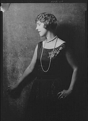 Photo:Gould,George J,Mrs,portrait photograph,women,Arnold Genthe,1925 2