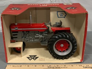 Massey Ferguson Mf 1100 Diesel Tractor Scale Models 1 16 Nib 3 Point Nice Box Ebay