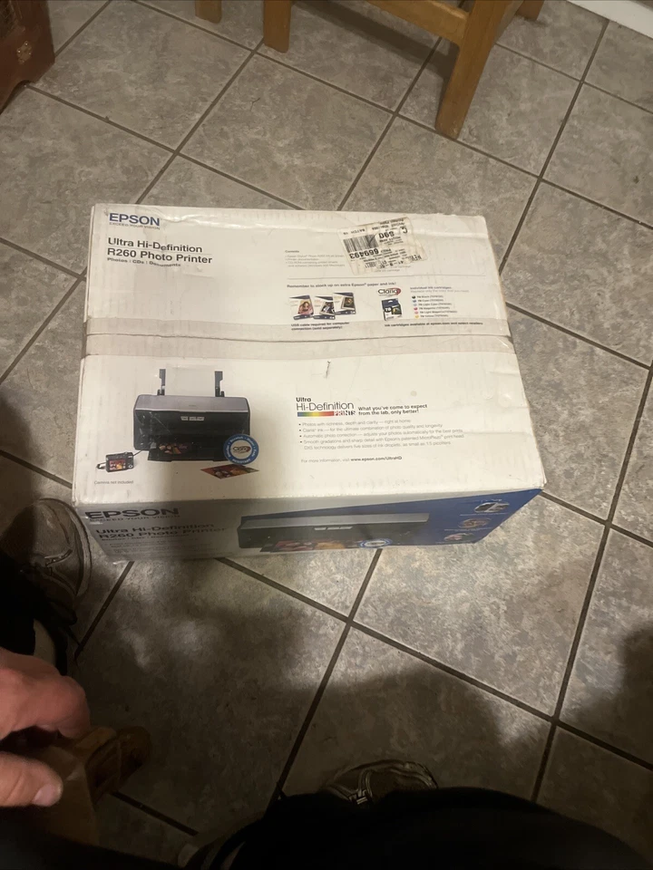 Epson Ultra Hi-Definition R280 Color Inkjet Photo Printer New in Box NIB - Image 4 of 4