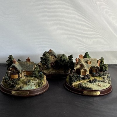 Thomas Kinkade Hawthorne Village Cottage House Figurines Resin 3-Pack Dogs 3D